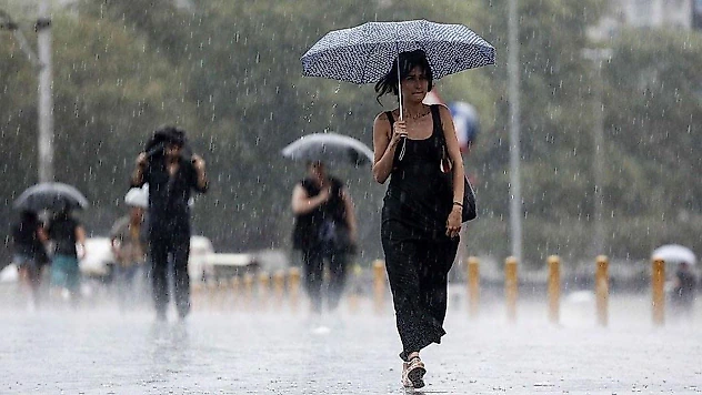 Meteoroloji'den Kuvvetli Yağış ve Fırtına Uyarısı