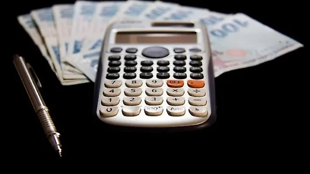 Milyonlarca emeklinin ek zammına son dokunuş yapılıyor