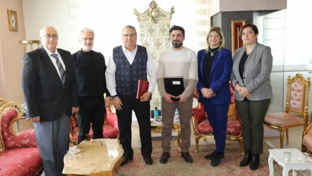 Minik Dişlere Büyük Dokunuşlar