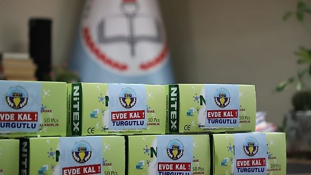 Okullara 75 Bin Adet Maske Desteği