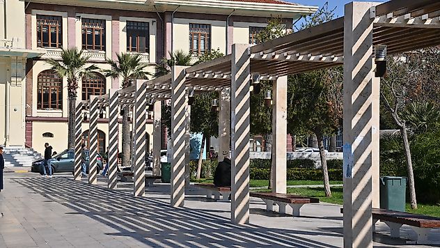 Parklarda Bakım Onarım Çalışmaları Hız Kesmeden Sürüyor