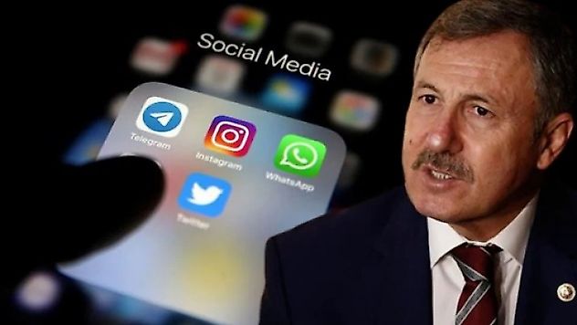 Selçuk Özdağ:'Özgür basın ağır bir kıskaç ve sansür tehditi altında'