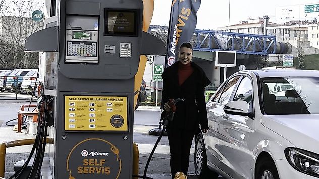 'Self Servis' akaryakıt hizmeti son 3 ayda 180 bin tüketiciye ulaştı