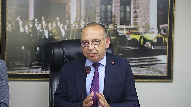 Turgutlu Belediye Meclisinde CHP'li Meclis Üyelerinden Ortak Bildiri