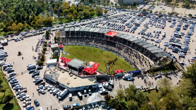 Turgutlu Belediyesi Yağlı Güreşleri'nde Kırkpınar Coşkusu Yaşandı