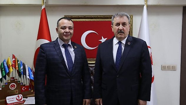 Turgutlu'da BBP'nin Başkan Adayı Karataş'tan 17 proje