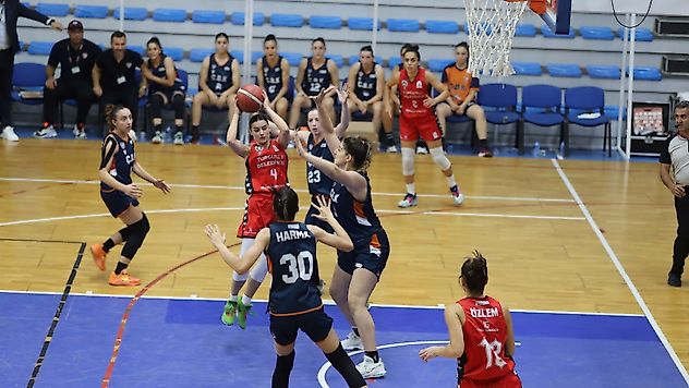 Turgutlu'da Maç Heyecanı Doludizgin Devam Ediyor