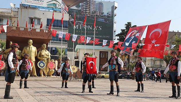 Turgutlu'nun kurtuluşu'nun 101'inci yılı törenle kutlandı