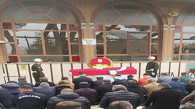 Turgutlulu Emekli Binbaşı Düzenlenen Törenle Toprağa Verildi