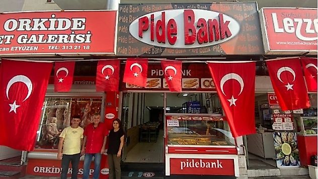 Turgutlulu Esnaflardan Gönüllere Giren Davranış