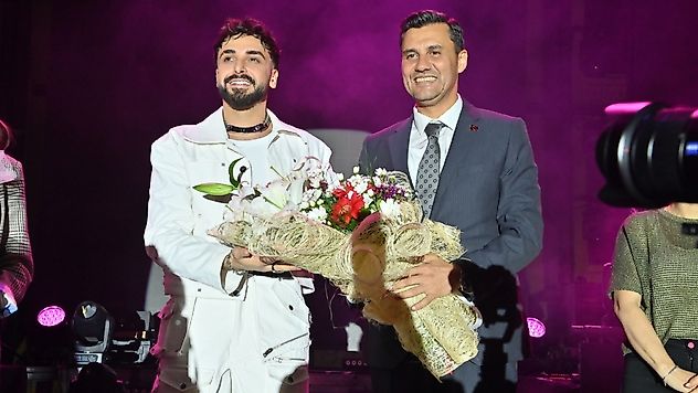 Ünlü Rapçi Sefo, Şarkılarıyla Manisa'yı Coşturdu