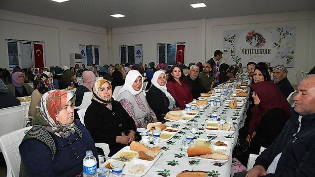 Yunusemre, Maldanlılarla İftar Sofrasında Buluştu