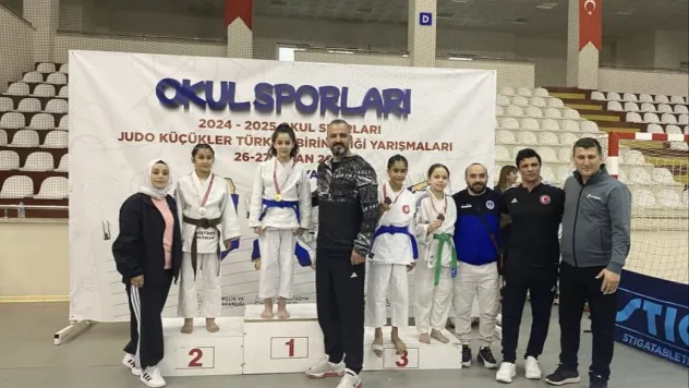 Yunusemreli Sporcular Başarıya Doymuyor