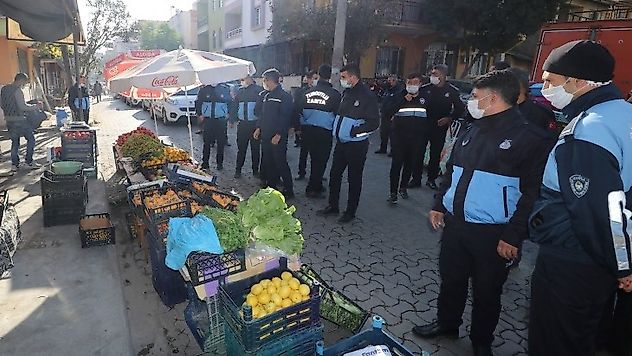 Zabıta Müdürlüğü Ekiplerinden Yol ve Kaldırım İşgali Denetimi