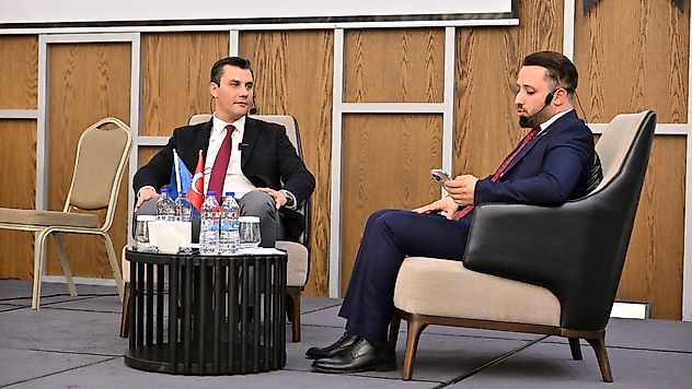 Zeyrek, 'Şehrin sorunları için gelin kol kola girelim!'