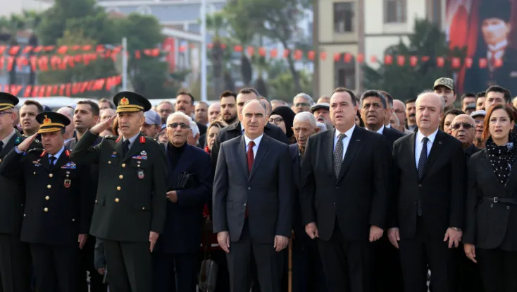 Türkiye, Atatürk’ü ebediyete intikalinin 87’nci yılında saygıyla andı