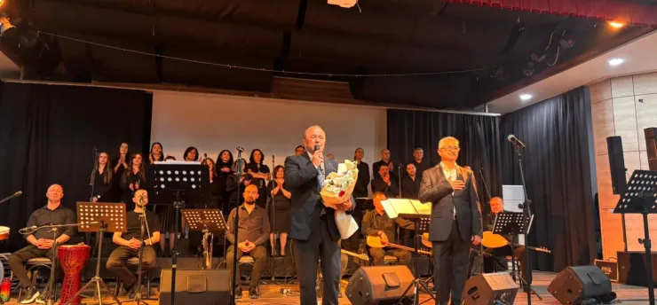 'ATATÜRKÜLER' YUNUSEMRE'DE MÜZİKSEVERLERLE BULUŞTU