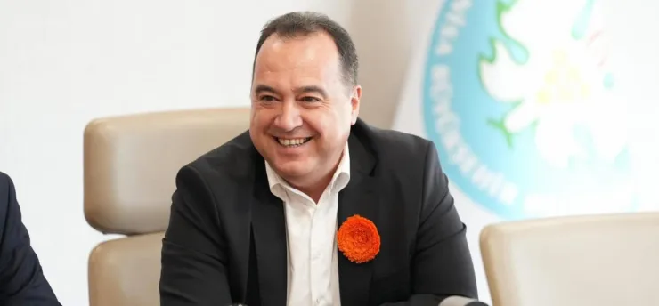 Başkan Dutlulu'dan İlçe Belediye Başkanlarıyla Yeni Yıl Öncesi Değerlendirme Toplantısı