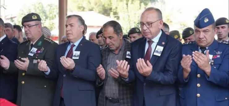 Kahraman Kore Gazisi Osman Nuri Özer Askerî Törenle Son Yolculuğuna Uğurlandı