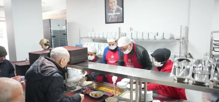 Turgutlu Kent Lokantasında Berat Kandili Dayanışması