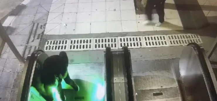 Yürüyen Merdivenler Neden Bozuluyor?