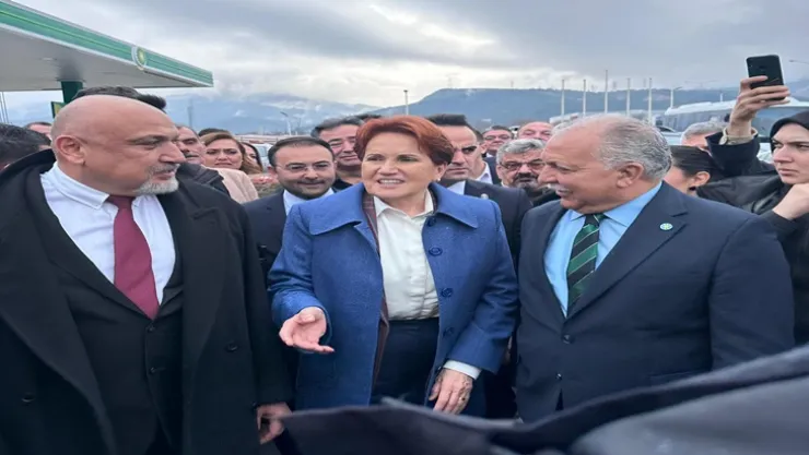 Akşener Manisa'da ,'Ben ve Arkadaşlarım Başlarımızı Bu Ülkenin Yoluna Koyduk!