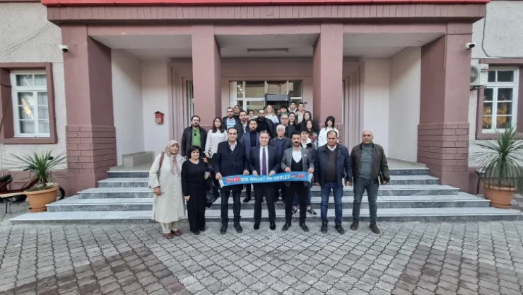 Azerbaycan'dan Gelen Konuklardan Kaymakamımıza Ziyaret
