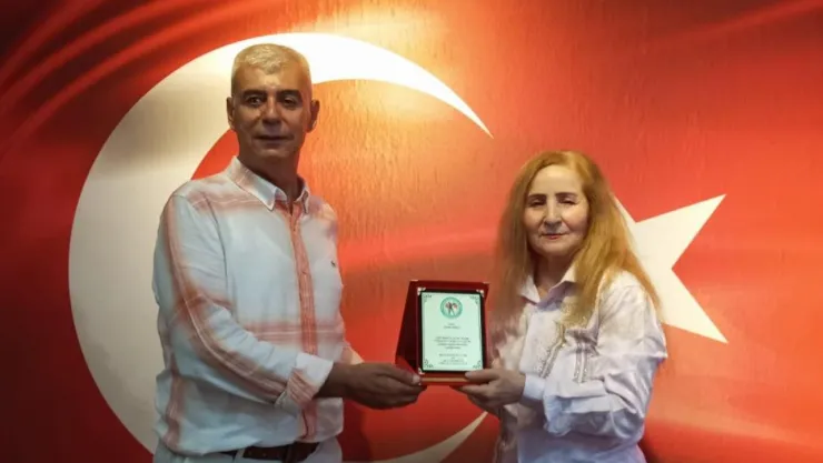 Azerbaycanlı Gazeteci Gülsüm Adilqızı'ndan Turgutlu'ya Anlamlı Ziyaret