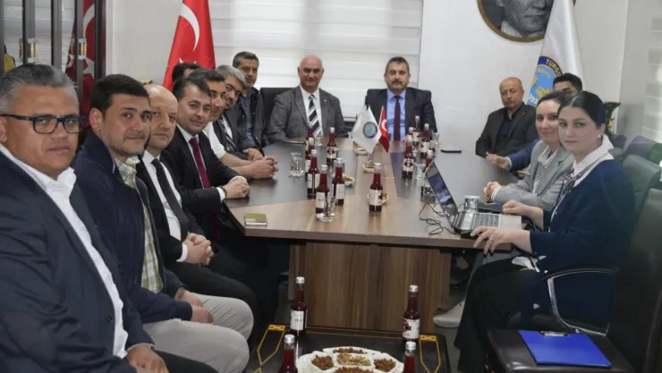 Bahri Yalçınöz'ün başkanlığında Koruma Kurulları 2025 Yılı 2. Olağan Toplantısı Turgutlu'da Gerçekleştirildi