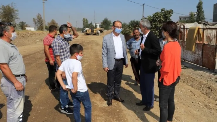 Başkan Akın Setüstü Sokak'ta İncelemelerde Bulundu