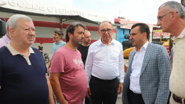 Başkan Akın Yangından Zarar Gören Esnafın Yanında