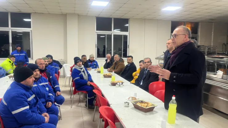 Başkan Çetin Akın Mesaiye Gün Doğmadan Başladı