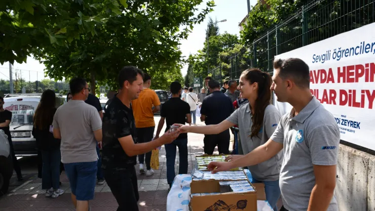Büyükşehir Belediyesi Öğrencileri Yalnız Bırakmadı