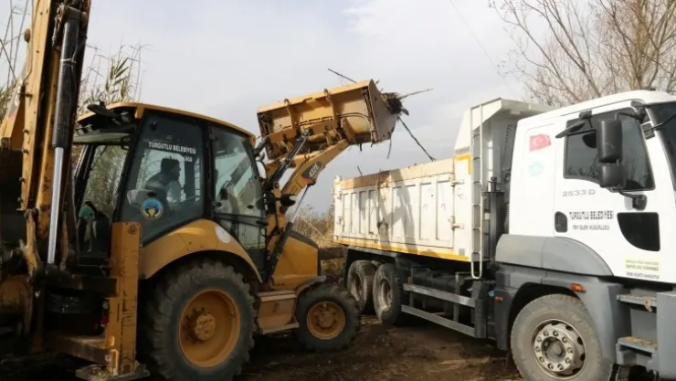 i Arazi Yollarında Asfalt Hazırlık Çalışmasına Başlandı