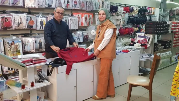 İYİ Parti'den 'Alışverişini yerel esnaftan yap, esnafına sahip çık' kampanyası