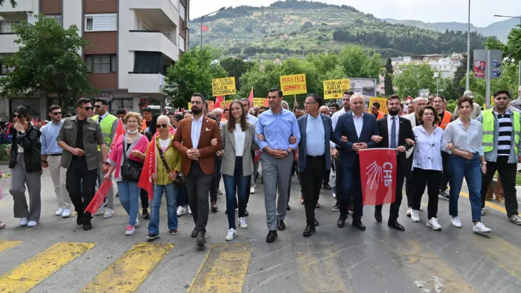 Manisa 1 Mayıs'ı Coşkuyla Kutladı