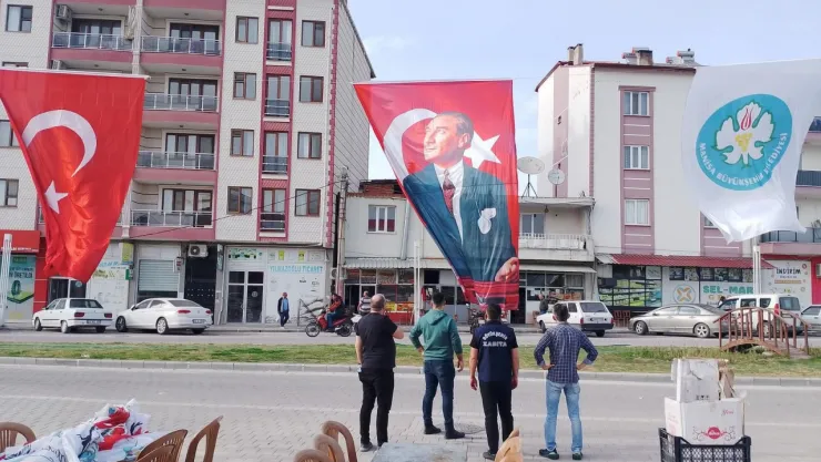 Manisa'da İftar Sofralarının Görünmez Kahramanları: Manisa Zabıtası