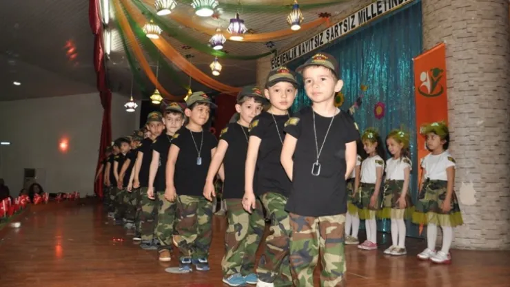 TURGUTLU KOCATÜRK OKULLARI'NDA BAYRAM HAVASI