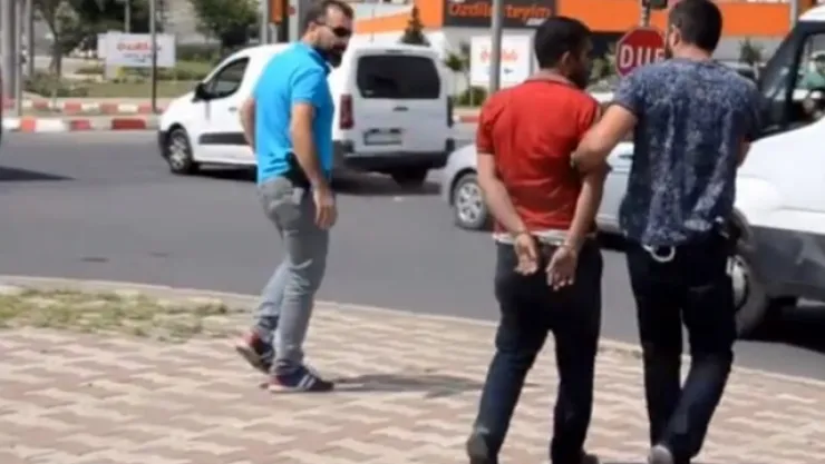 BONZAİ KULLANAN GENÇ KAZA YAPTI
