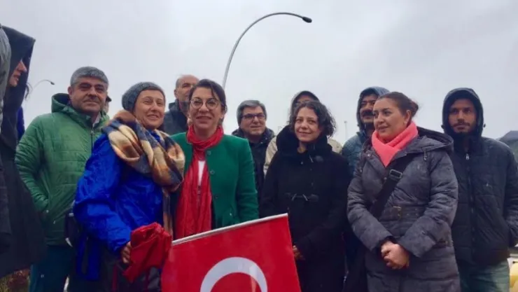 CHP'Lİ BİÇER HÜLYA ŞEN'İ ANKARA'DA KARŞILADI