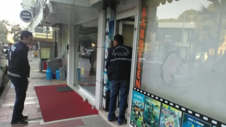 MANİSA'DA İŞ YERİNE POMPALI TÜFEKLE SALDIRI