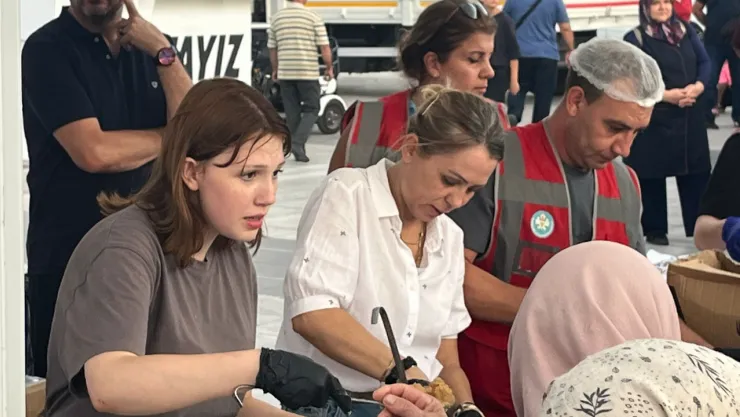 Manisa, Merhum Başkan Ferdi Zeyrek'i Dualarla Andı