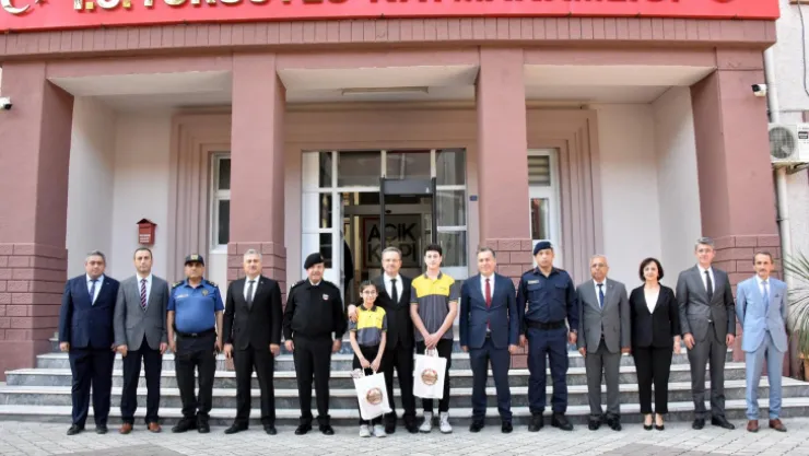 Manisa Valisi Enver Ünlü İlçemizi Ziyaret Etti