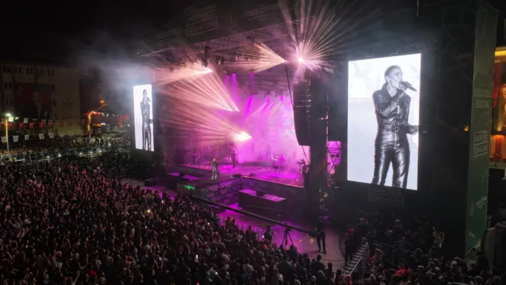 Mesir Festivali coşkusu kortej ve Sıla konseri ile doruğa çıktı