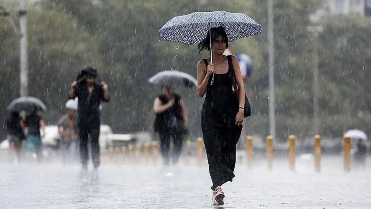 Meteoroloji'den Kuvvetli Yağış ve Fırtına Uyarısı