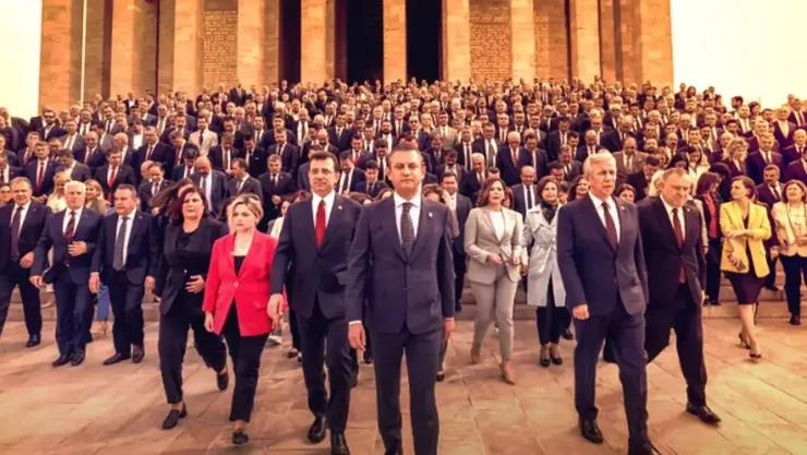 Ne Ekrem İmamoğlu ne Mansur Yavaş... CHP'nin cumhurbaşkanı adayı için bomba tahmin