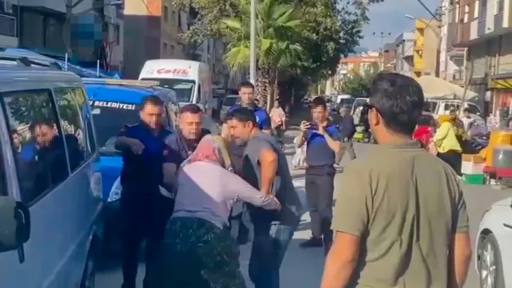 Pazar yerinde izinsiz satış yapan kadına zabıtadan orantısız müdahale