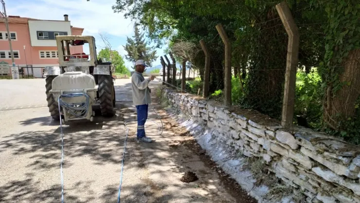Turgutlu Belediyesi Temizlik İşleri Müdürlüğü Ekiplerinden Kapsamlı Bayram Temizliği