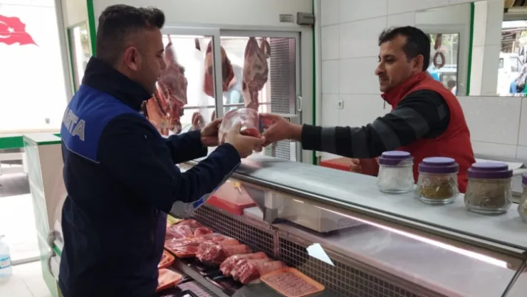 Turgutlu Belediyesi Zabıtasından Ruhsat ve Fiyat Etiket Denetimi