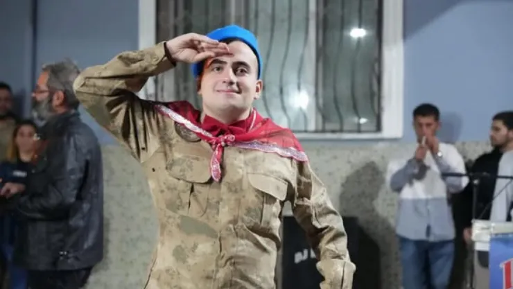 Turgutlu'da Özel Evlat İsmail Cem İçin Asker Eğlencesi Düzenlendi
